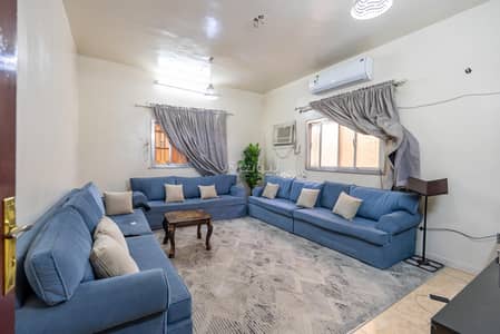 9 Bedroom Villa for Sale in South Riyadh, Riyadh - Villa for sale in Al-Shifa, Riyadh