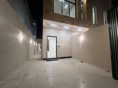 فیلا 3 غرف نوم للبيع في شرق الرياض، الرياض - فيلا للبيع في النهضة، الرياض