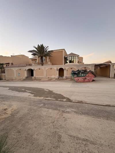 9 Bedroom Villa for Sale in West Riyadh, Riyadh - Luxury villa for sale