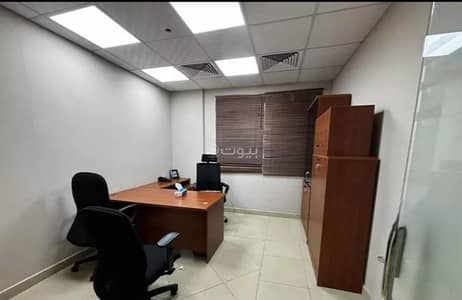 مكتب  للايجار في شرق الرياض، الرياض - مكتب تجاري للإيجار في شارع يوسف بن عمرو الطائفي, حي البيان, مدينة الرياض, منطقة الرياض