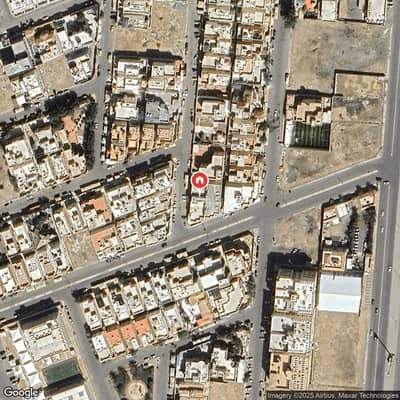 Residential Building for Sale in North Jeddah, Jeddah - Building for Sale on Abi Al-Hasan Al-Tunsi Street, South Obhur District, Jeddah, Makkah Region