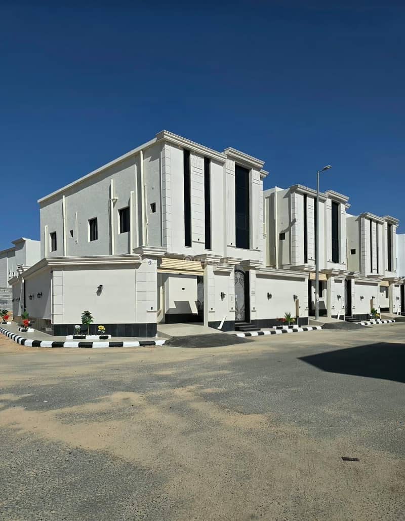 Villa For Sale in Ar Rehab, Taif