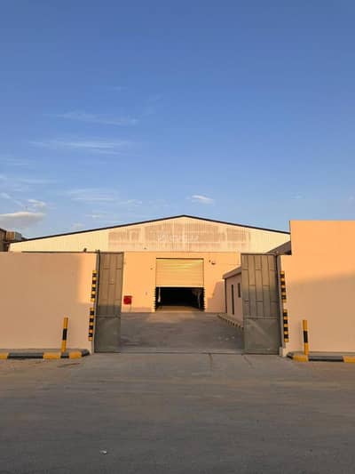 Warehouse for Sale in East Riyadh, Riyadh - Warehouse for sale