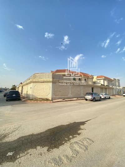 11 Bedroom Villa for Sale in East Riyadh, Riyadh - Luxury villa for sale - Corner on two streets