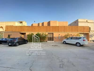 10 Bedroom Villa for Sale in East Riyadh, Riyadh - The opportunity of a lifetime: a custom-built villa with a garden