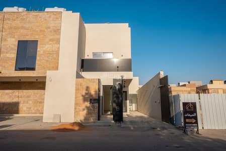 دور 3 غرف نوم للبيع في شرق الرياض، الرياض - 3 غرف نوم منزل للبيع في الراودة، الرياض