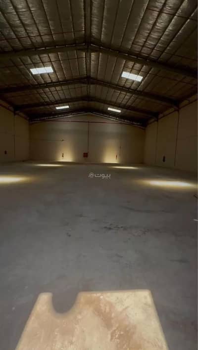 Warehouse for Rent in East Riyadh, Riyadh - Warehouse For Rent in Al Sulay, Riyadh