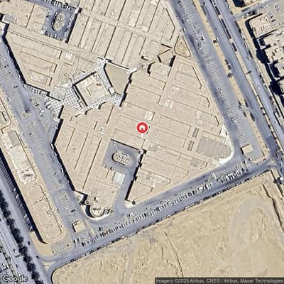 معرض  للبيع في شمال الرياض، الرياض - مبنى معرض للبيع في King Fahd، الرياض