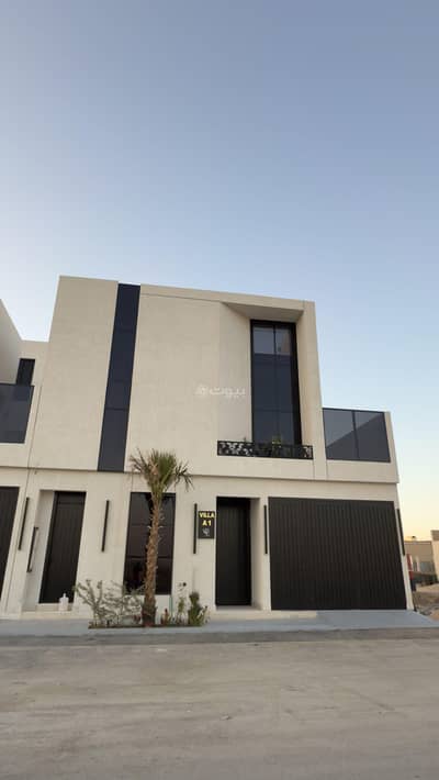 7 Bedroom Villa for Sale in West Riyadh, Riyadh - Villa for Sale in Al Mahdiyah, West Riyadh