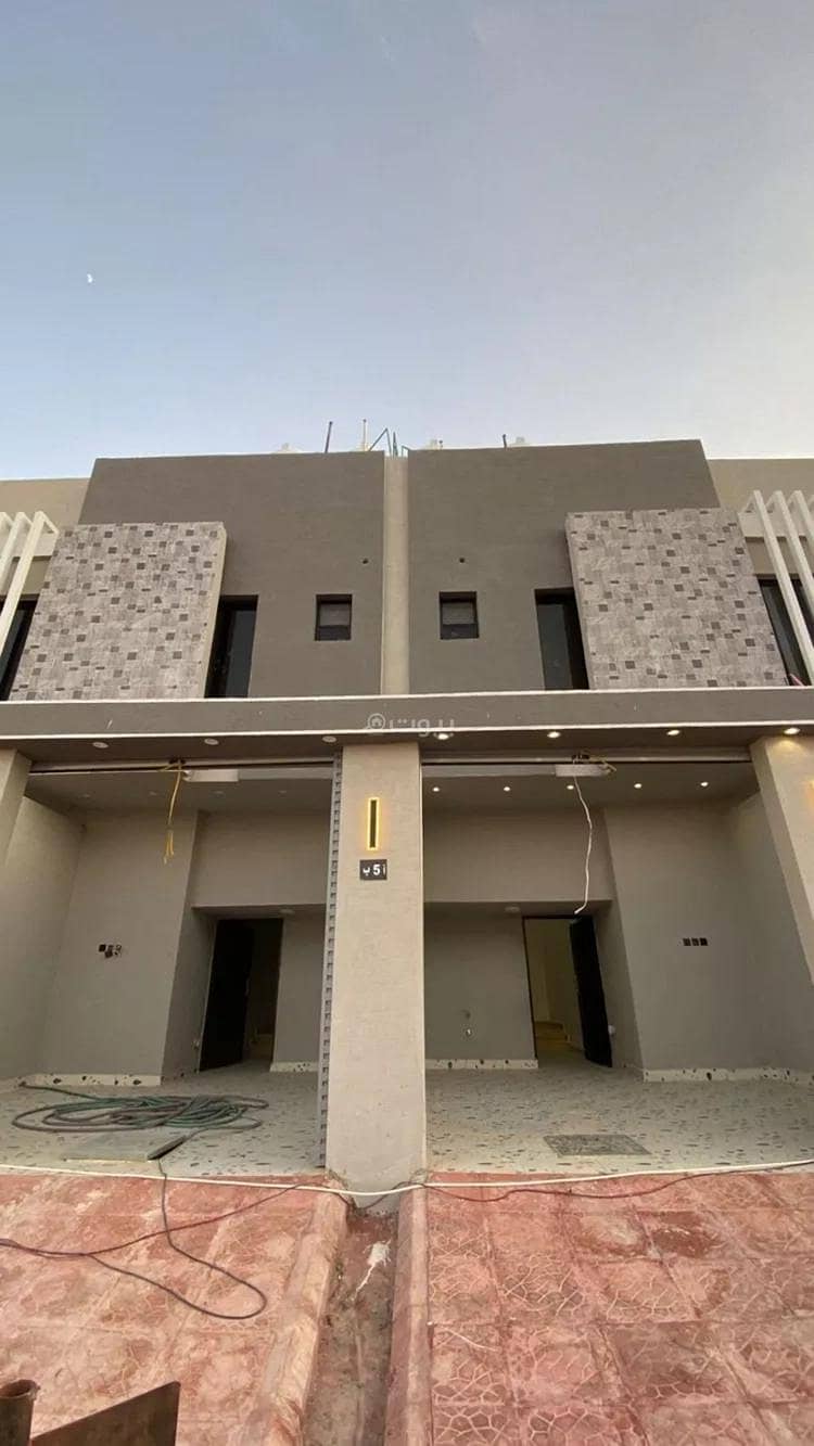 3 Bedroom Floor For Sale in Badr, Riyadh