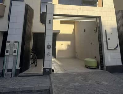 فیلا 4 غرف نوم للبيع في شمال الرياض، الرياض - فیلا للبيع في العارض، الرياض