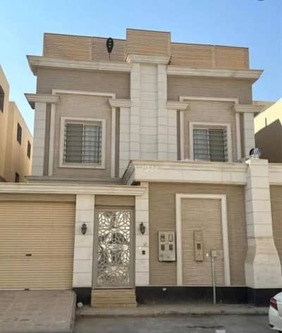 11 Bedroom Villa for Sale in West Riyadh, Riyadh - Villa for sale on Ismail bin Al-Tahan Street, Tuwaiq Neighborhood, Riyadh City, Riyadh Region