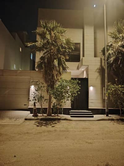 4 Bedroom Villa for Rent in North Riyadh, Riyadh - Luxurious villa for rent
