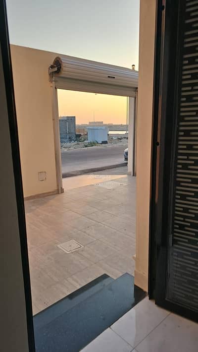 6 Bedroom Villa for Sale in Al Sawari, Al Khobar - Villa . .