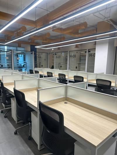 مكتب  للايجار في غرب الرياض، الرياض - ابدأ مشروعك من مساحة عمل تجمع بين المكتب والمستودع والموقف في مكان واحد متكامل