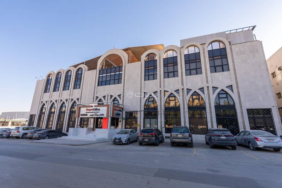 مكاتب مؤثثة ومجهزة للإيجار في وسط الرياض مكاتب مؤثثة ومجهزة للإيجار في وسط الرياض