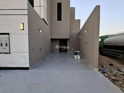 دور 4 غرف نوم للبيع في شرق الرياض، الرياض - 4 غرف نوم ادوار للبيع الجنادرية