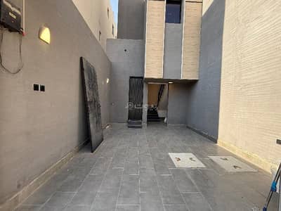 دور 3 غرف نوم للبيع في شرق الرياض، الرياض - دور للبيع في المونسية، شرق الرياض