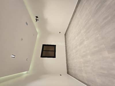 3 Bedroom Apartment for Sale in East Riyadh, Riyadh - Apartment for sale in Al-Yarmouk neighborhood