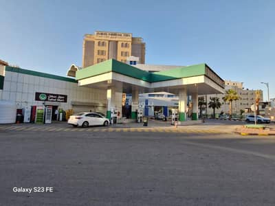 Gas Station for Rent in Prince Muhammad bin Saud, Dammam - Station for rent on First Street, Prince Mohammed bin Saud neighborhood.