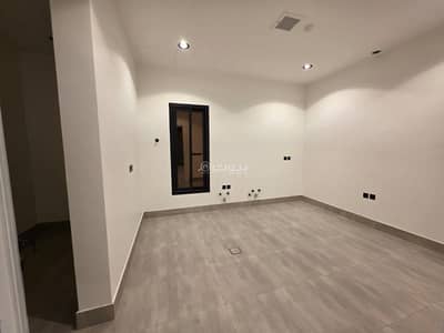 فلیٹ 3 غرف نوم للبيع في شرق الرياض، الرياض - للبيع شقه سكنيه ممتازه دور أرضي اليرموك