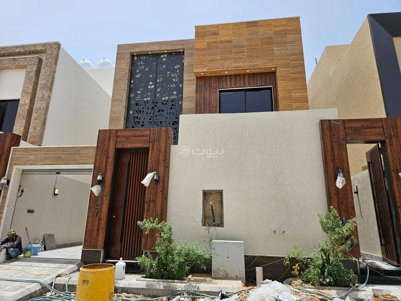 Upper townhouse for ownership in Al-Rimal neighborhood near the airport