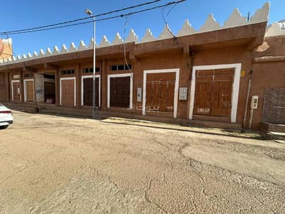 Showroom for Rent in Ad Dirah, Shaqra Riyadh Region - Shop for rent on Al-Dairah Street, Al-Dairah District, Shaqra City, Riyadh Region