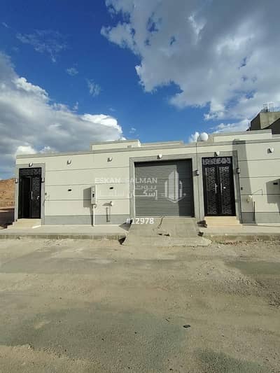5 Bedroom Floor for Sale in Madinah Industrial City, Madina - Durr - al madinah - al madinah al sanaiyah red lion industrial zone