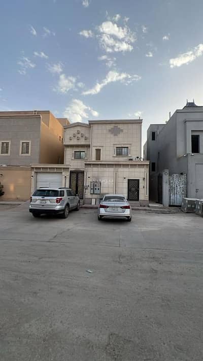 فیلا 9 غرف نوم للبيع في شمال الرياض، الرياض - للبيع فلة في حي العارض