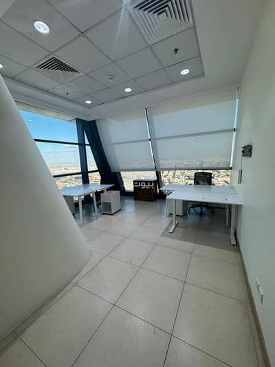 مكتب  للايجار في شمال جدة، جدة - مكتب تجاري للإيجار في شارع طه خصيفان, حي الشاطئ, مدينة جدة, منطقة مكة المكرمة