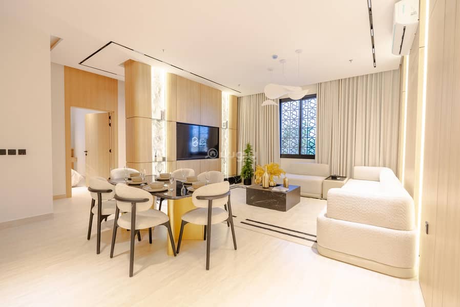 8 d44bfe4c-3074-44d7-92d5-b02dc1616024