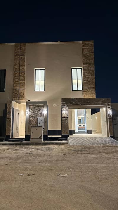 دور 3 غرف نوم للبيع في شرق الرياض، الرياض - طابق للبيع في الجنادرية، الرياض