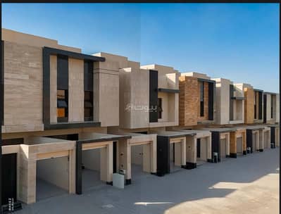 4 Bedroom Villa for Sale in East Riyadh, Riyadh - Townhouse for Sale in Al Andalus, East Riyadh
