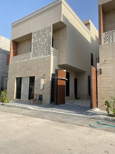 5 Bedroom Villa for Sale in West Riyadh, Riyadh - Villa for sale in Al Mahdiyah with an area of 300 square meters.