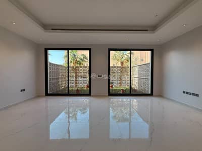 فلیٹ 3 غرف نوم للايجار في شمال الرياض، الرياض - شقة غير مؤثثة للإيجار في حي النخيل- ساتل 112