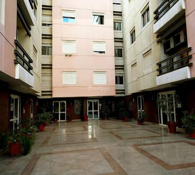 شقة 2 غرفة نوم للبيع في وسط جدة، جدة - للبيع شقة فاخرة في وسط جدة | مجهزة بالمطبخ - تكييف مركزي