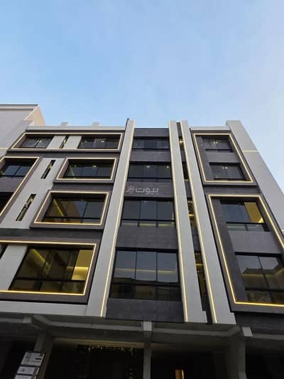 4 Bedroom Apartment for Sale in North Jeddah, Jeddah - A four-bedroom apartment for sale in Al-Rawda, Jeddah