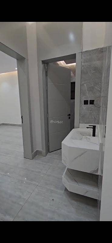 3 Bedroom Floor for Sale in South Riyadh, Riyadh - Ground floor for sale in Casablanca, new, mortgage-friendly and cash, near the metro