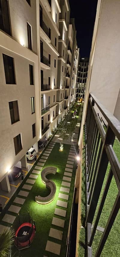 5 Bedroom Apartment for Sale in North Jeddah, Jeddah - 1 Bedroom Apartment For Sale in Al Aziziyah, Jeddah