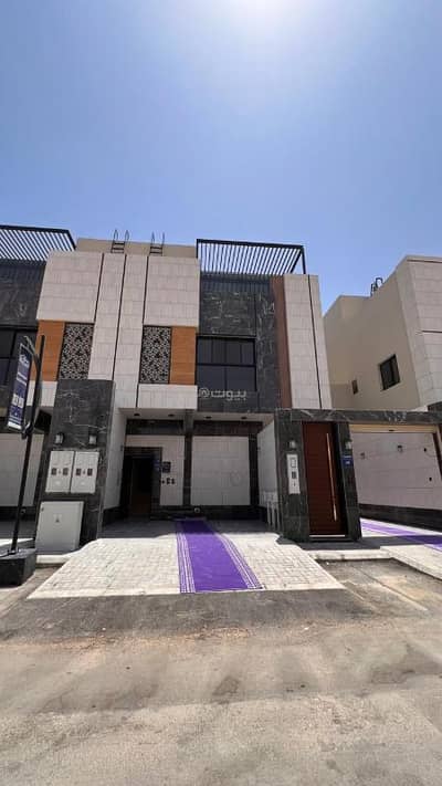 3 Bedroom Floor for Sale in North Riyadh, Riyadh - Shop for sale on Ahmed Al-Mustaneer Street, Al-Narges District, Riyadh