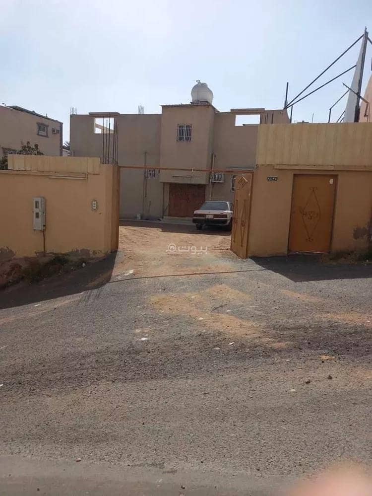 Floor For Sale in Al Wakra, Taif
