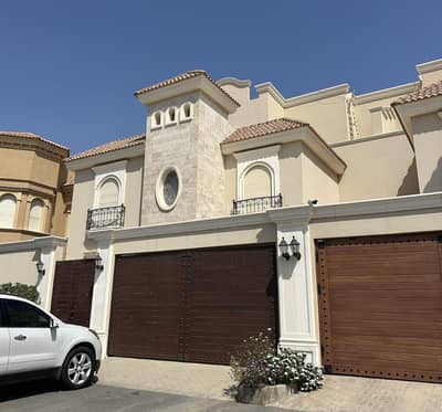 فیلا 5 غرف نوم للبيع في شمال جدة، جدة - Elegant 5-Bedroom Villa for Sale – Al-Marjan