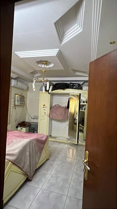 8 Bedroom Villa for Sale in South Riyadh, Riyadh - For sale: a villa in Al-Shifa neighborhood.