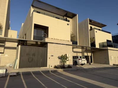 Residential Land for Sale in East Riyadh, Riyadh - Residential Land in East Riyadh，Al Saadah 737560000 SAR - 87899285