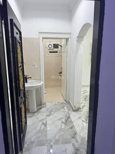 فلیٹ 3 غرف نوم للايجار في غرب الرياض، الرياض - شقة في حي طويق