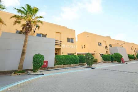 فیلا 3 غرف نوم للبيع في غرب الرياض، الرياض - صفقة محدودة الوقت - فيلا من 3 غرف نوم للبيع في مجمع محاط بجدار في الرياض بسعر مخفض