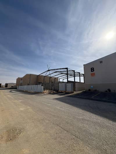 مستودع  للبيع في شرق الرياض، الرياض - مستودع للبيع بالقرب من طريق خريص