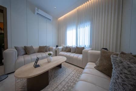 4 Bedroom Flat for Sale in North Jeddah, Jeddah - 1 Bedroom Apartment For Sale in Al Salamah, Jeddah