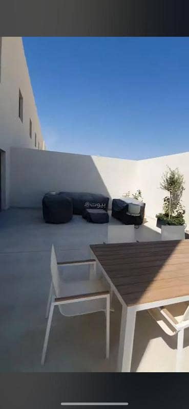 فیلا 5 غرف نوم للبيع في شمال الرياض، الرياض - فيلا فاخرة للبيع في حي النرجس – موقع مميز وقريبة من طريق أبو بكر