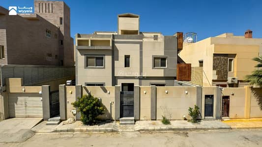 فیلا 5 غرف نوم للبيع في شمال الرياض، الرياض - **فيلا للبيع بحي العارض (دانة الياسمين) – بناء شخصي وواجهة جنوبية على شارع 15م